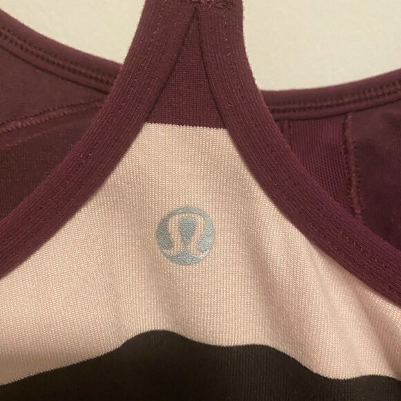 Lululemon Power Y Shelf Bra Racerback Tank 4 NWOT - Picture 11 of 14